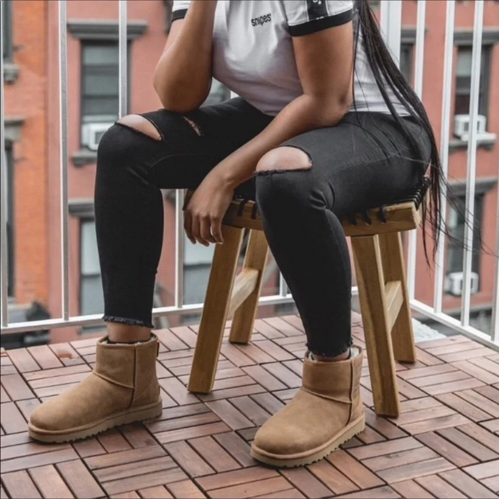 UGG CLASSIC MINI boots